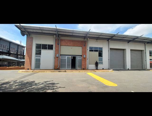 664M² MINI FACTORY TO LET IN LASER PARK